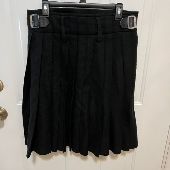 Men's Black Kilt - Side Belted Wrap Costume Kilt - Size 32 Waist - Picture 8 of 8